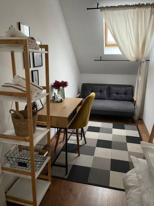 Apartament La Casa تيميشورا المظهر الخارجي الصورة