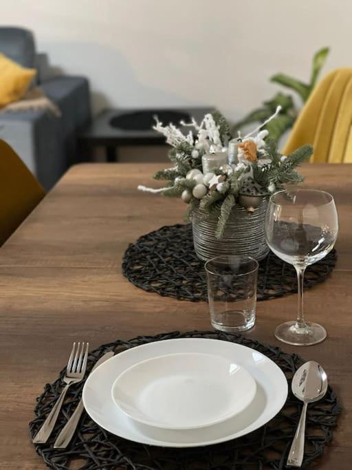 Apartament La Casa تيميشورا المظهر الخارجي الصورة
