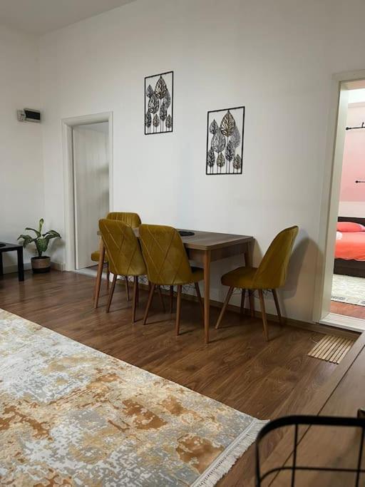 Apartament La Casa تيميشورا المظهر الخارجي الصورة