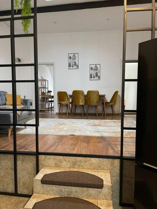 Apartament La Casa تيميشورا المظهر الخارجي الصورة